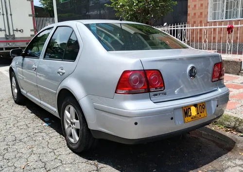 Jetta Clásico 2.0 Automático Sport
