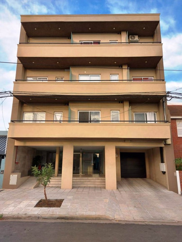 Departamento Excelente En Alquiler En Trenque Lauquen