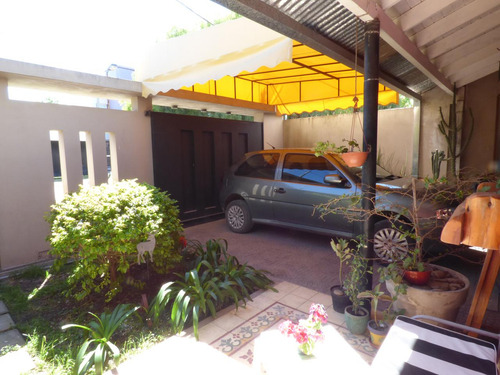 Casa En Venta En City Bell
