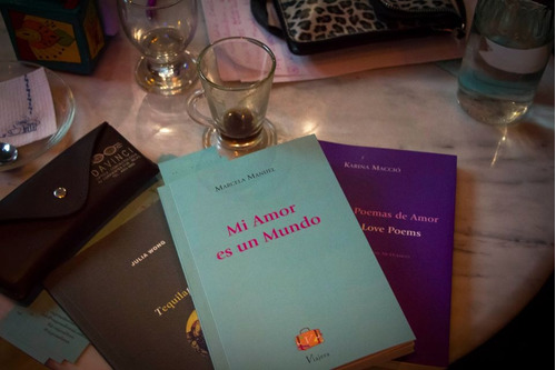 Imagen 3 de 6 de Libro Poesía Mi Amor Es Un Mundo Marcela Manuel Viajera Ed.