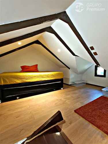 Casa En Venta De 4 Dorm. En Pucón