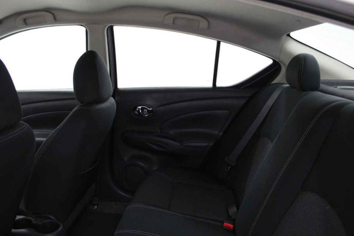 Imagen 11 de 15 de Nissan Versa 2018 4 Cilindros