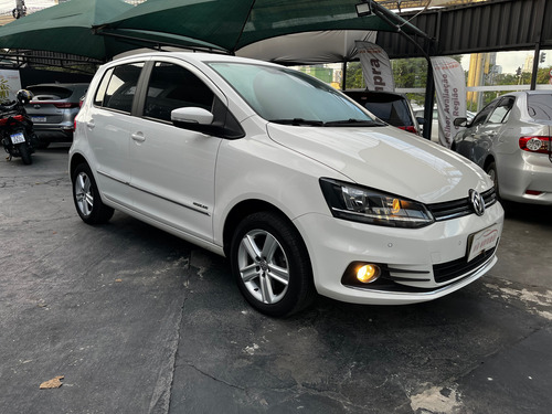 Volkswagen Fox 1.6 16v Msi Highline Total Flex I-motion 5p