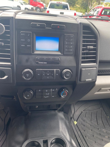 Imagen 6 de 10 de Ford F150 Dob/cab Xl V6 3.5 Lts Aut Tela Eng $