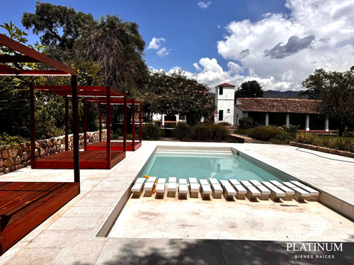 Venta Departamento 1 Dormitorio Vaqueros Con Cochera