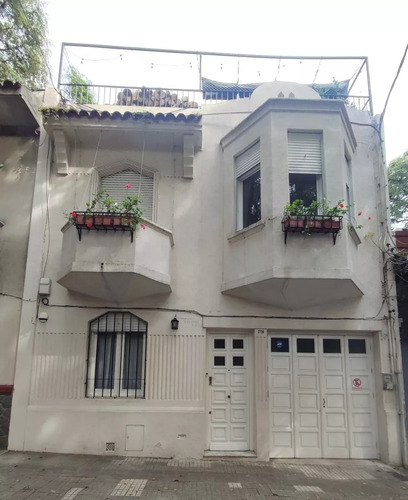 Vendo Casa De 3 Dorm. 2 Baños Y Garage En El Corazón De Punta Carretas