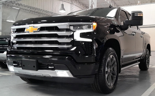 Chevrolet Silverado 5.3 V8 High Country