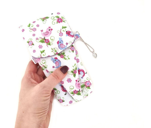 Imagem 1 de 3 de Capa Porta Alicate Porta Kit Manicure Acolchoado E Com Fecho