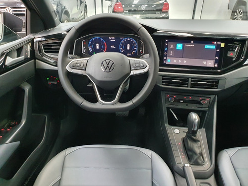 Imagen 12 de 25 de Volkswagen Nivus Highline At 200 Tsi My22 Dcolores