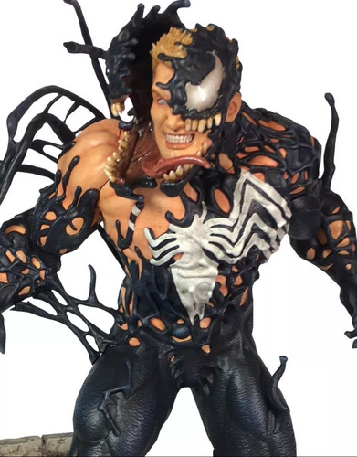 Venom Diamond Select Marvel Gallery Spiderman No Legends (Usado)