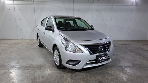 Nissan Versa 1.6 DRIVE AUTO