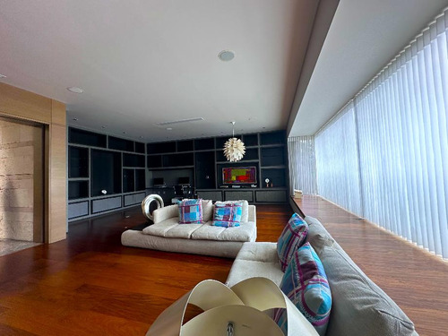 Casa En Venta En Colonia Zotogrande, Zapopan, Jalisco