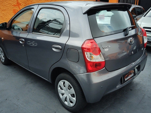 Toyota Etios 1.3 16v X 5p 2016 Financ. 60 X Sem Entrada