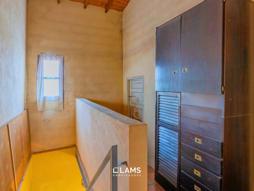 Alquiler Comercial/porfesional - Casa 4 Ambientes - Zona Guemes