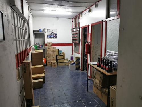 Arrienda Local Comercial Esquina El Salto Victor Cuccuini