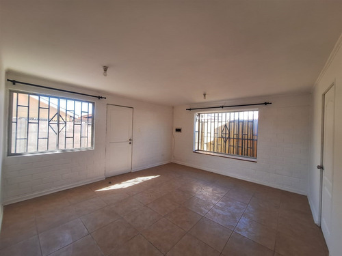 Casa En Arriendo De 3d 1b, Las Lomas Del Sauce