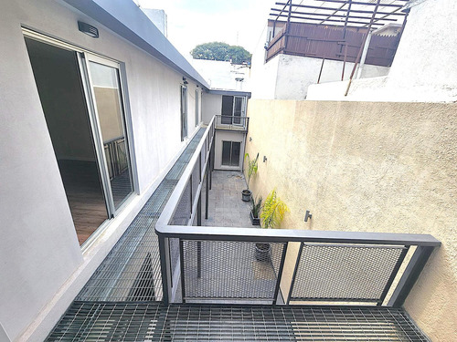 Departamento En Venta 1 Dormitorio Y Medio Reciclado A Nuevo Cordon