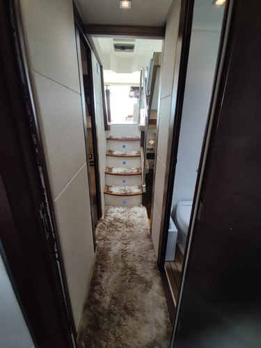 Lancha Schaefer 62 2012 Intermarine Ferretti Azimut Sedna