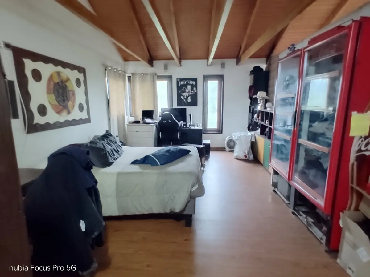Imagen 4 de 16 de Casa Luminosa 3 D, 3 B, 3 E, 1 B 393/250 Mt2, Isla De Maipo