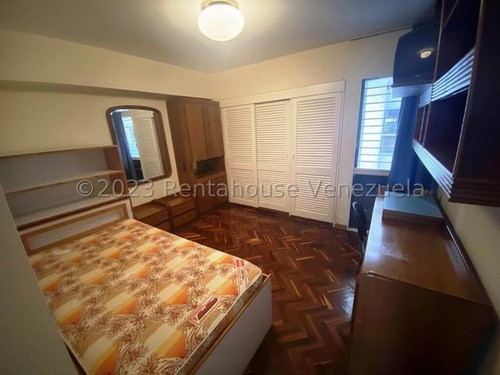 Bello Y Muy Amplio Apartamento Con La Mejor Vista Sobre El Valle De Caracas En Alquiler En Santa Eduvigis Vi Mls #24-7470