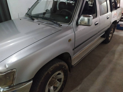 Toyota Hilux 2002 3.0 Sr Cab. Dupla 4x4 4p