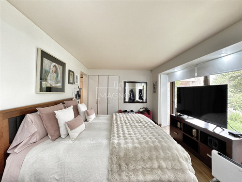 Casa En Venta De 7 Dorm. En Las Condes