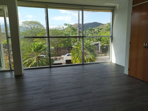 Imagen 9 de 14 de Rentahouse Celeste Nuñez 04244475408 223990