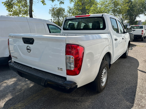 Nissan Np300 Doble Cabina