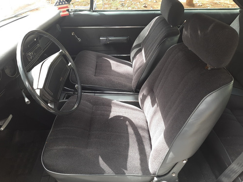 Dart De Luxo V8 318