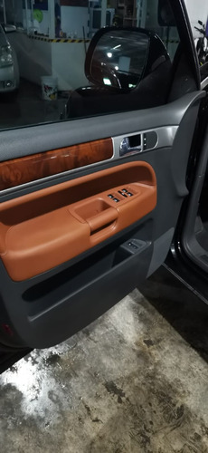 Volkswagen Touareg 4.2 V8 Tiptronic Climatronic 4x4 At