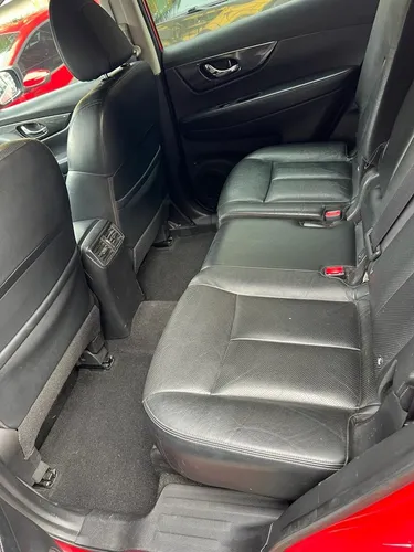 Nissan X-Trail 2.5 Exclusive 2 Row Cvt