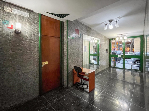 Venta - 4 Amb Con Dependencia Y Doble Balcón - Apto Crédito - Balvanera