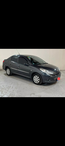 Peugeot 207 1.4 Sedan Xs