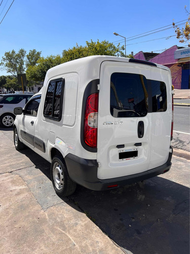 Imagen 6 de 10 de Fiat Fiorino 2015 1.4 Fire Evo 87cv