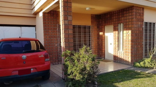 Imagen 3 de 10 de Casa En Venta En José C Paz