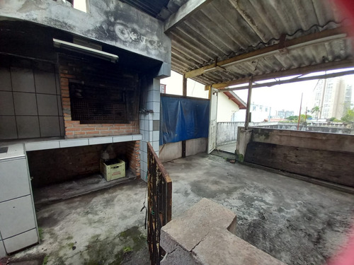 Casa Com 120 De Área Construída