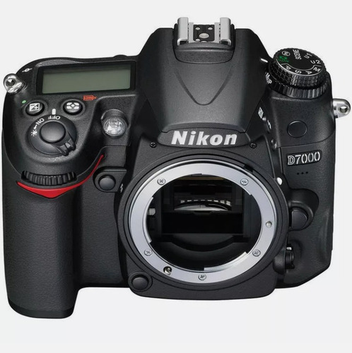 Imagen 4 de 10 de Cámara Nikon D7000+battery Grip Más Combo Obsequio...