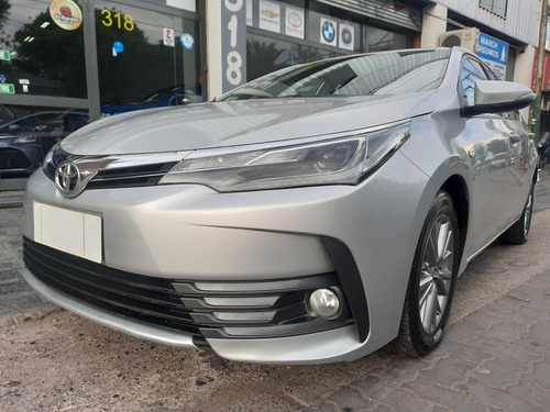 Imagen 1 de 20 de Toyota Corolla 2017 1.8 Xei Mt 140cv
