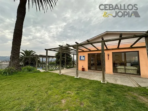 Departamento En Venta De 3 Dorm. En Villa Alemana