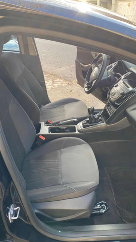 Ford Focus III 1.6 Sedan S