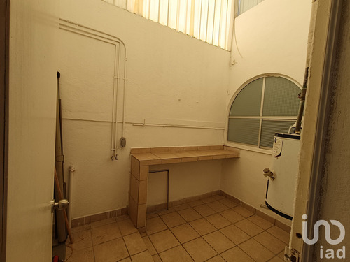 Venta Casa 5 Ambientes El Batan