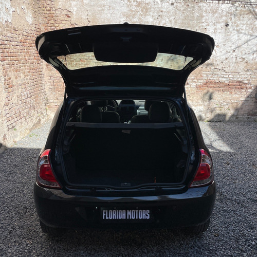 Imagen 8 de 15 de Renault Clio Mio 1.2 Confort Pack