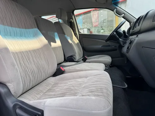 Nissan Urvan Pasajeros 2020