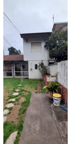 Excelente Casa Americana En Venta. Ituzaingo Norte. Zona Residencial