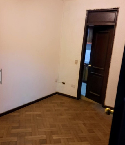 Se Vende Gran Casa 8 /d 4/b Comuna De Ñuñoa