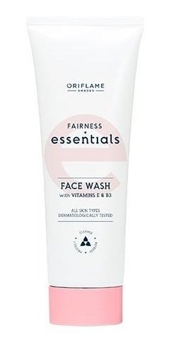 Limpiador Facial Vitaminas E, B3 Essentials Fairness