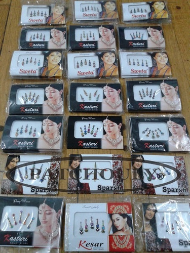 Imagen 2 de 7 de Bindi Bindu Gota Punto Hindú Autoadhesivo C/s Strass Sticker