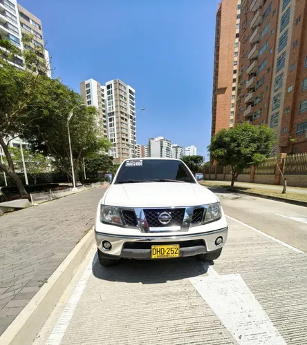 Nissan Navara 2.5 High Lujo