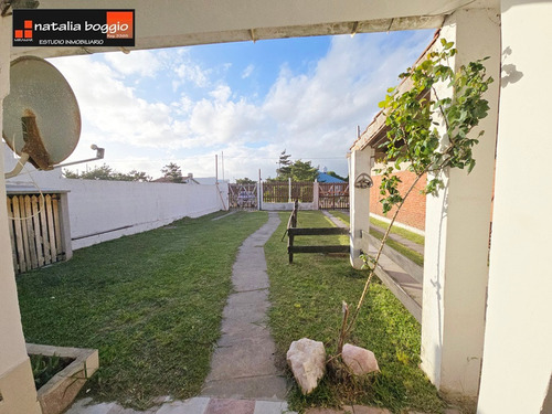 Mar Del Sur Chalet Dividido Con Gran Parque A 100 Mts Del Mar Usd 75.000 V 6366