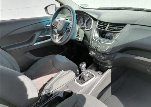 Imagen 10 de 13 de Chevrolet Aveo